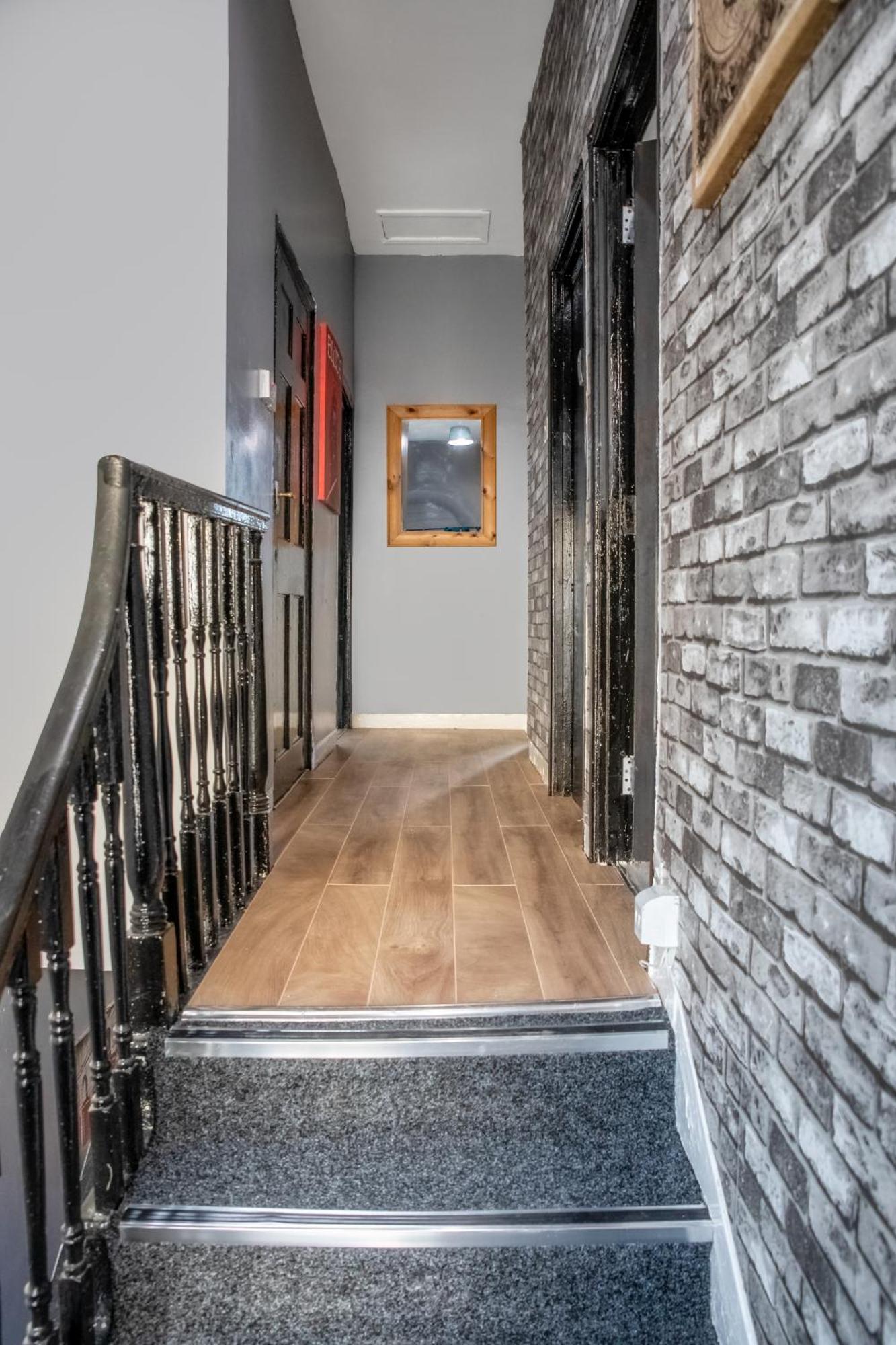 Newcastle City Centre Super Spacious Town House Free Parking And Wi-Fi Extérieur photo